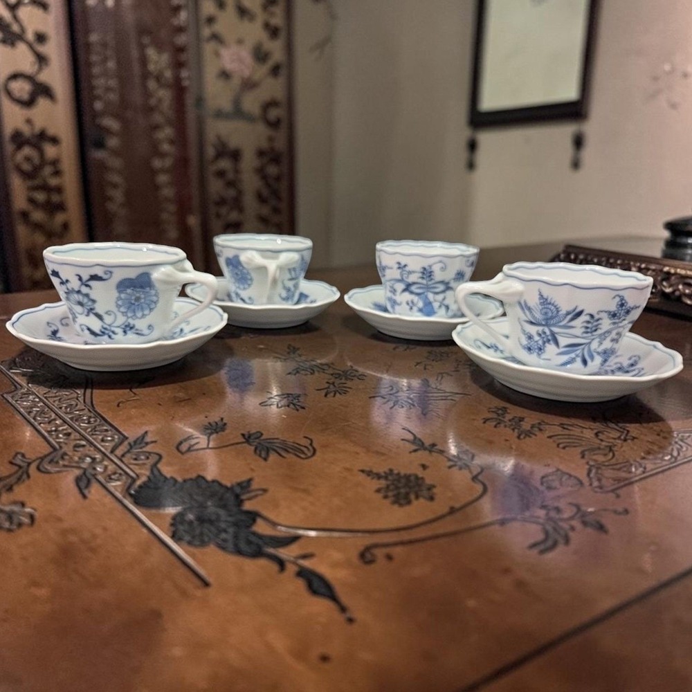 Blue Danube Japan Tea Cups & Saucers, Set of 4, Rectangle Backstamp, Tableware